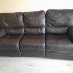 Comfortable 3-Seater Black Leather Sofa / Couch
