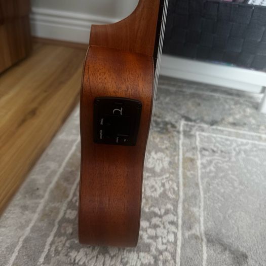 ukulele