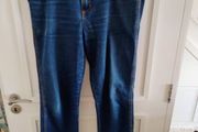 Wrangler Jeans cotton 36 inch waist and 34 inch leg in good condition with a few spots one leg see photos and see last two photos for exact measurements FREE STANDARD POSTAGE INCLUDED