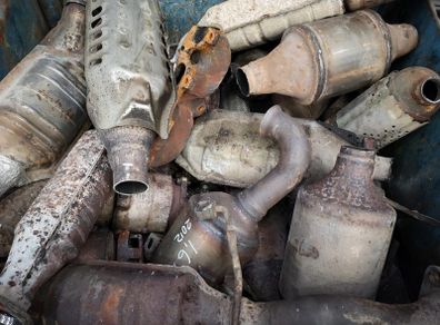 catalytic converters and dpf