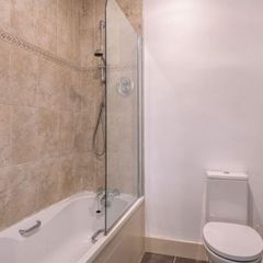 Complete Shower & Bath Screen Set - High Quality Chrome Mixer & Curved Glass Screen (76.5cm W x 149cm H)