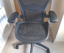 Herman Miller Classic Aeron Ergonomic Chair Size B