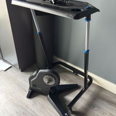 Taco Flux S Turbo Trainer and Table