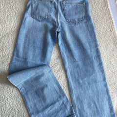 Stradivarius blue jeans, size 34