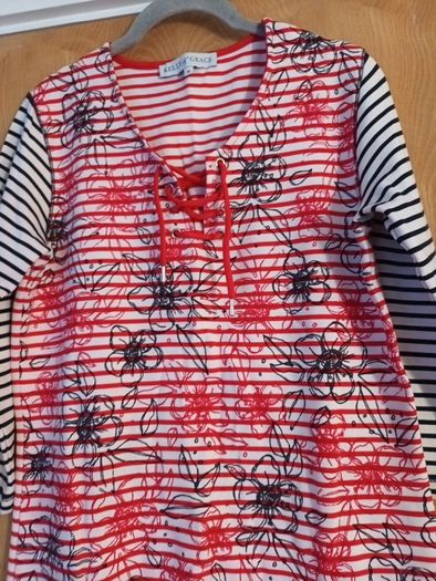 Grace & Kelly  Top. S. M -12.  New' No Tag.