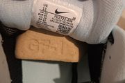 Mens shoes