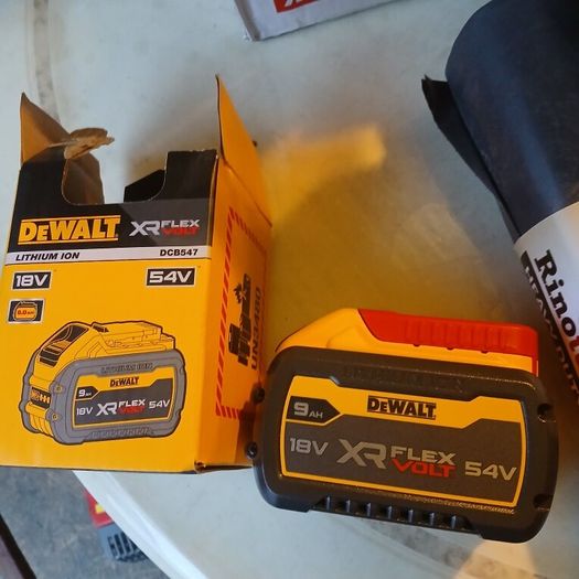DeWalt 54v FlexVolt 9Ah Battery  Brand New
