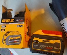 DeWalt 54v FlexVolt 9Ah Battery  Brand New