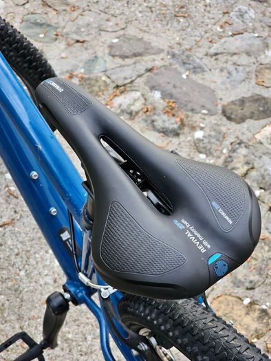 Teenagers Rockrider Bike. Kids cycle