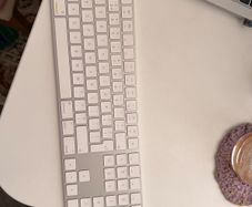 Apple Magic Keyboard (A1843)