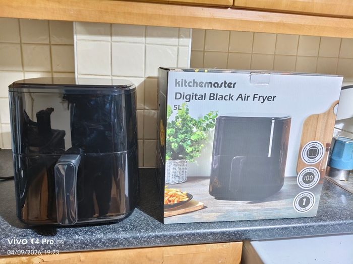 Household Items Bundle : TV, Air Fryer, Gym Set, Kitchen Appliances