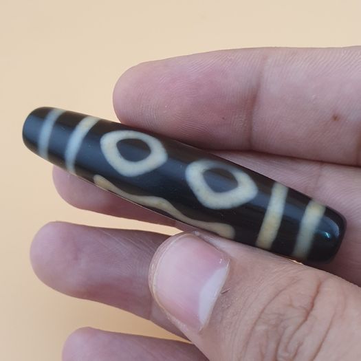 Vintage Himalayan Tibetan 3 Eyes Dzi Agate Bead Amulet