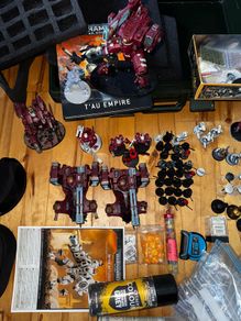 Warhammer 40K Tau Empire Army Bundle Riptide, Hammerheads, Suits & Ghostkeel (Unbuilt)