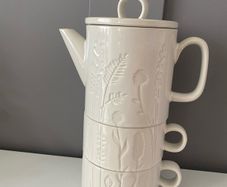 Tea set for two