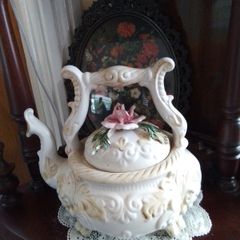 Capidemonte Vintage Teapot
