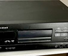 Tascam DA 20 Mark 11 Dat machine