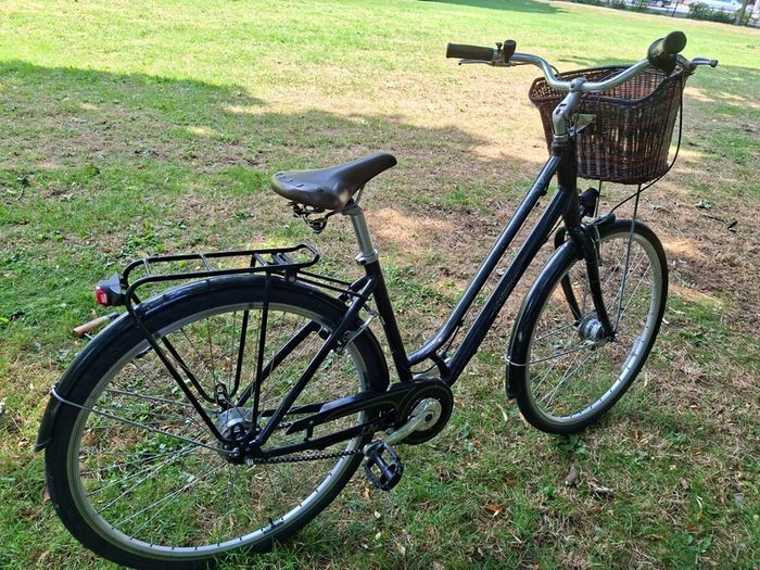 Liv Flourish 1 city bike by Giant - Medium