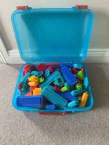 Stickle Bricks