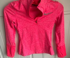 6-8y Nike dri fit top