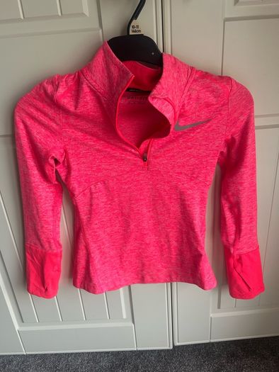 6-8y Nike dri fit top