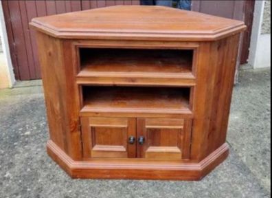 Corner tv unit