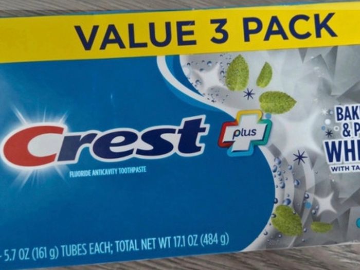 Crest 3 x Toothpaste Whitening Baking Soda and Peroxide,