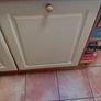 Cream shaker kitchen Image 4
