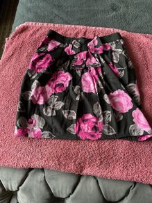 girls skirt