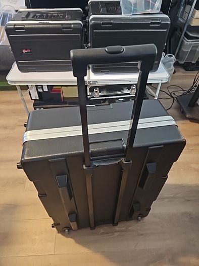 Rockboard Cinque 5.2 with ABS case and Softcase