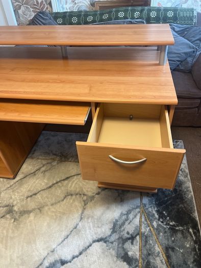 office desk and chair