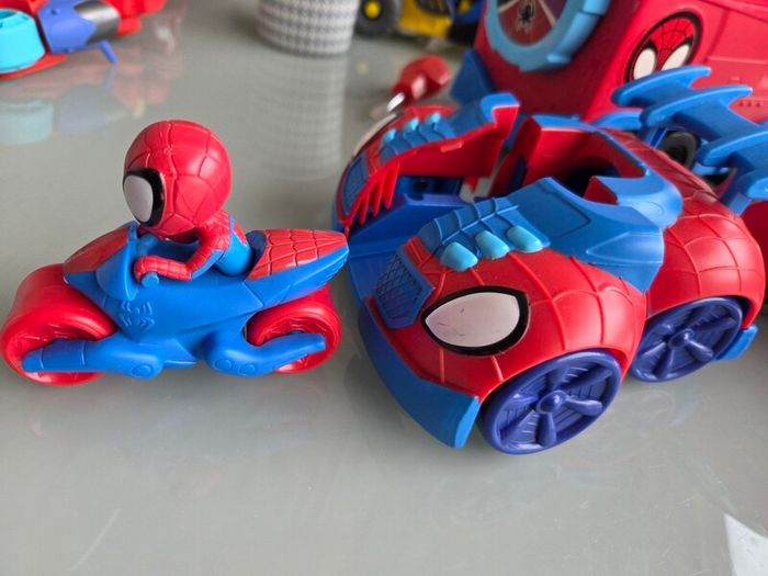 spiderman motorbike / car