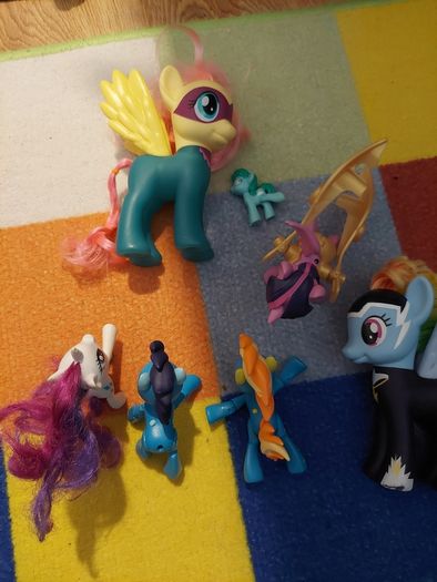 My little pony toys / figures