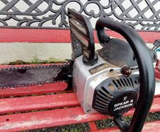 Chainsaw