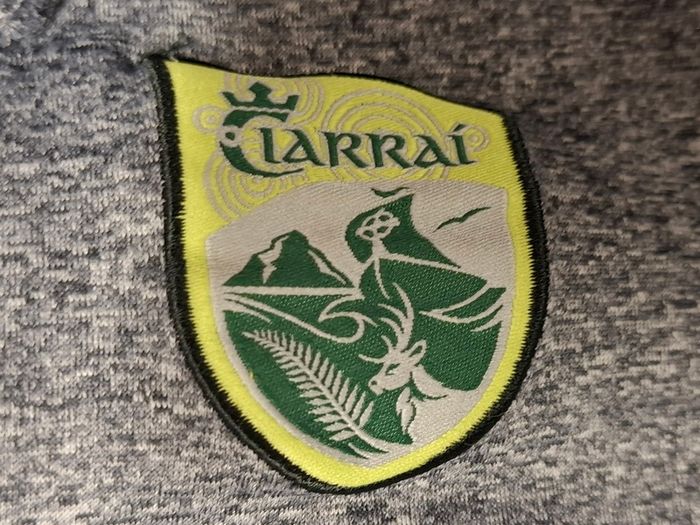 Kerry GAA O'Neills Gaelic Football Jersey (Adult Medium) FREE POST