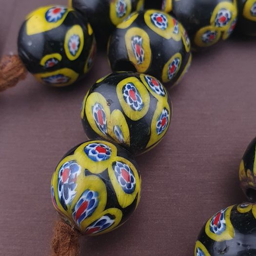 Antique Murano Style Millefiori Glass Beads Necklace 22 inches Strands