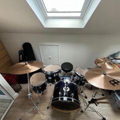 Drum Kit
