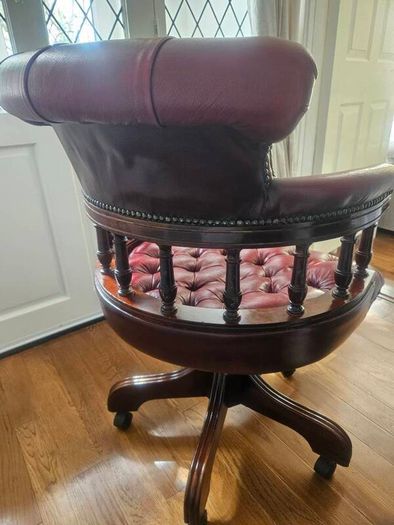 Chesterfield Captains Chair