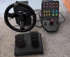 Logitech  Steering wheel