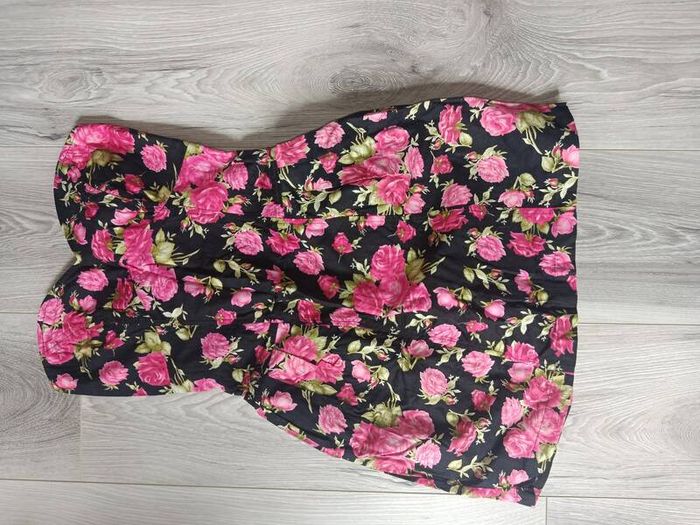 Women's  clothes