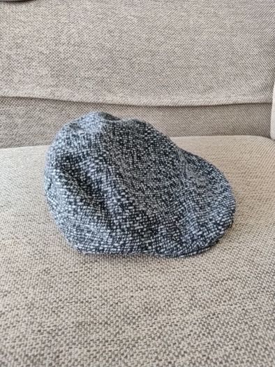 Wool blend cap hat 56cm size in very good condition FREE STANDARD POSTAGE INCLUDED