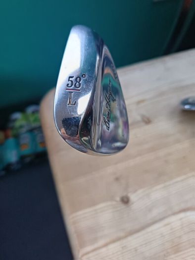golf clubs