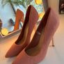 Pink high heels Image 3