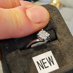 Engagement Diamond Ring