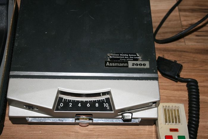 Antique Assmann 2000 - the Dictation Machine with Re-recordable Magnetic Records