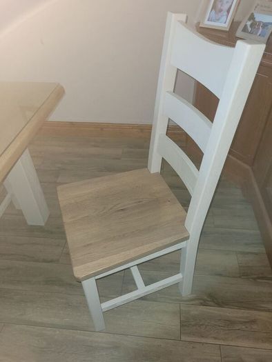 table and chairs