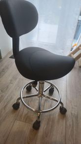 saddle chair/stool on wheels