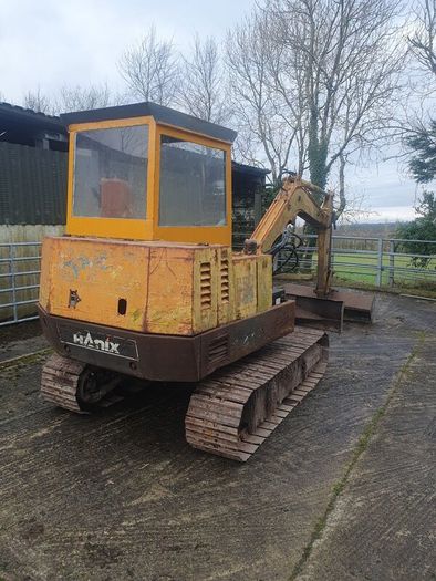 Hanix 4.5 ton Digger