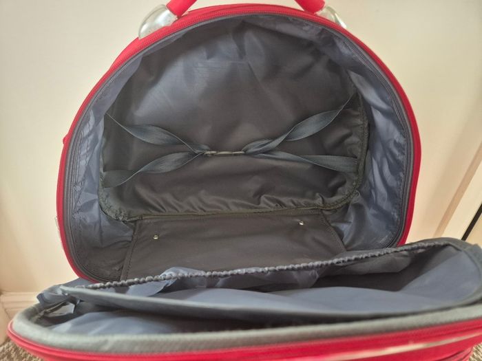 Red vanity case