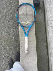 tennis racket