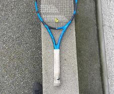 tennis racket